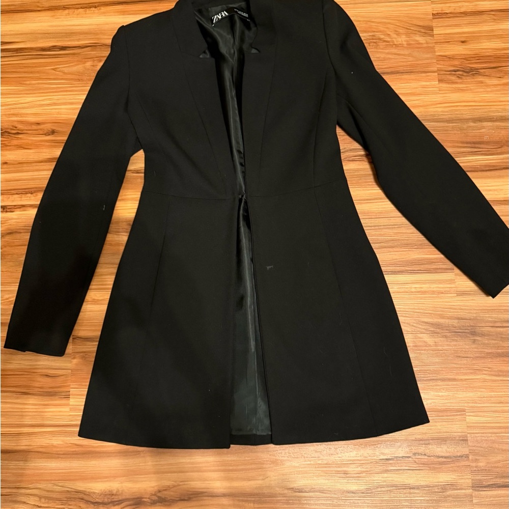 Zara Women's Elegant Black Suit Jacket